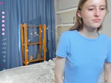 webcam girl queeniechaplin capture image #5580954