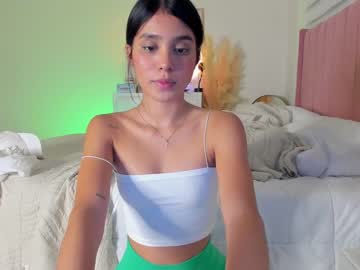 webcam girl veroniqe_lounge capture image #3268028