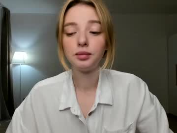 webcam girl olli_ver capture image #4298257