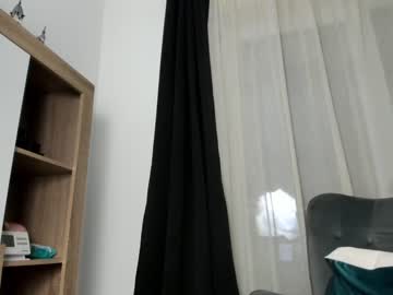 webcam girl 9harlotte99 capture image #2177868