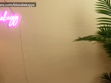 webcam girl blondiekayy capture image #1791253