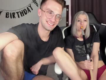webcam couple dominant_family capture image #2172607