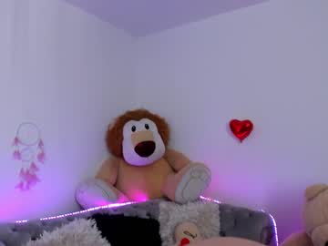 webcam girl rosetaylorla capture image #2145670