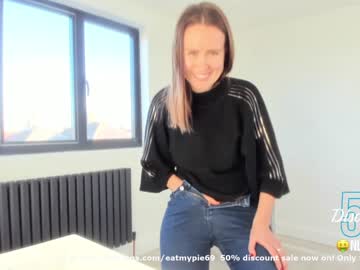 webcam girl eatmypie69 capture image #1023486