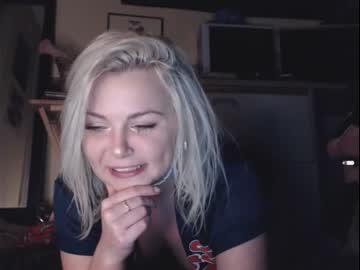 webcam girl kipsy420 capture image #1672747
