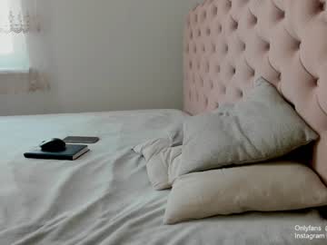 webcam girl cbhotblonde capture image #1817586