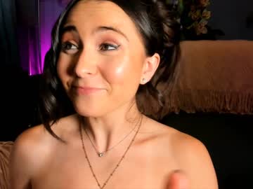 webcam girl littlee33 capture image #3451055