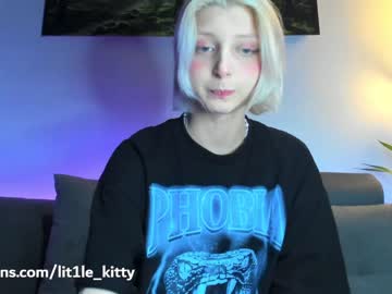 webcam girl lit1le_kitty_ capture image #5210746