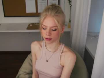 webcam girl sonyaplush capture image #1721199