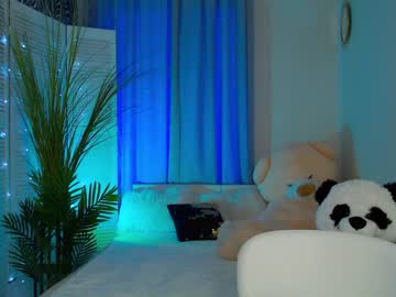 webcam girl little__kittty capture image #1741110