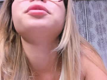 webcam girl dossennn capture image #3170269