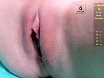 webcam girl _witch__ capture image #1541790