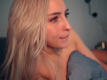 webcam girl artmosphera capture image #3040677