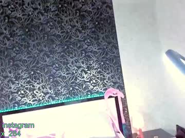webcam girl queenafina capture image #1971258
