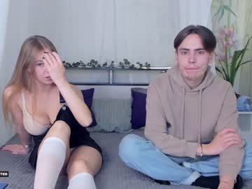 webcam girl emmaandjake capture image #3718380