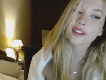webcam girl bitter_moon capture image #4493804