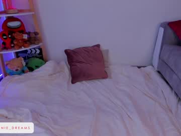 webcam girl annie_dreams capture image #2598151
