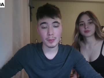 webcam couple bananass_friends capture image #5532511