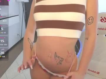 webcam girl adri_novella capture image #5622206