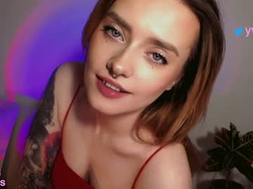 webcam girl _yvie_ capture image #2209871