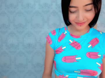 webcam girl gummy_bear7 capture image #5131064