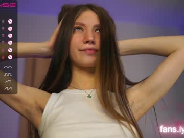 webcam girl angels_kiss capture image #4692009
