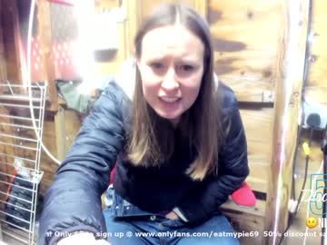webcam girl eatmypie69 capture image #1569688