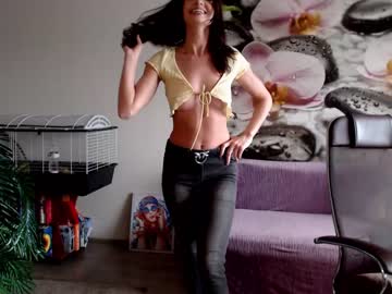 webcam girl jennycutey capture image #3606369