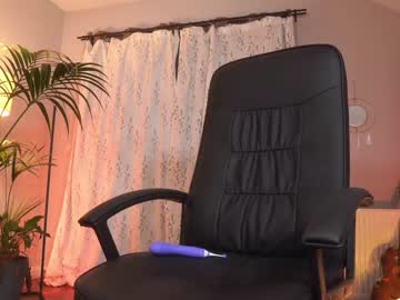 webcam girl juicyandthepussyblvd capture image #5346146