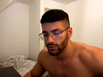 webcam man rogan1604 capture image #1295404