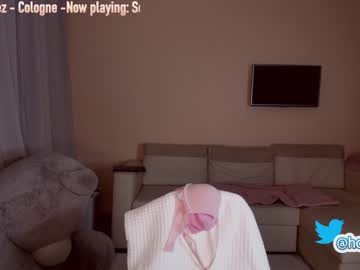 webcam girl hollyextra capture image #2729981