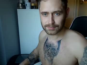 webcam man greyjoggers capture image #4078427