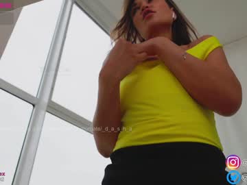 webcam girl _d_a_s_h_a_ capture image #2725763