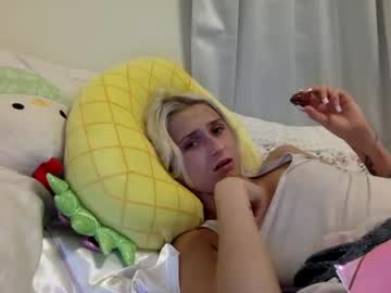webcam girl russianplayboy777 capture image #2821533