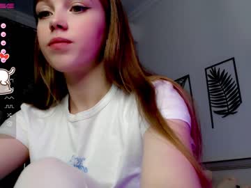 webcam girl small_blondee capture image #4649670