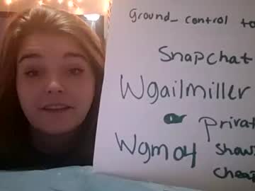 webcam girl britsmith894 capture image #1059317