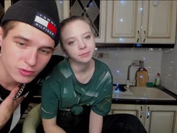 webcam couple siberianlove_game capture image #1425039