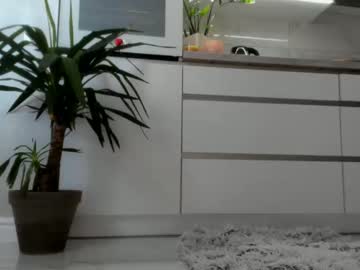 webcam girl meryfoxxx capture image #4017830