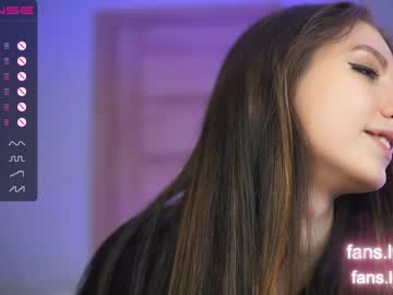 webcam girl angels_kiss capture image #4259187