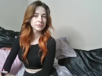 webcam girl milkywhiiite capture image #3379425