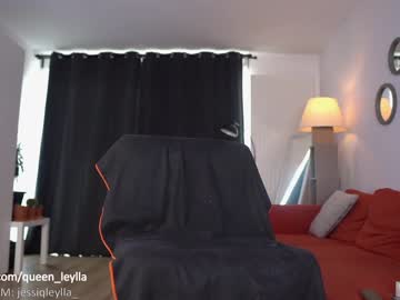 webcam girl queen_leylla capture image #2190172