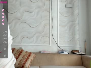 webcam girl alisa_foxxx capture image #4953396