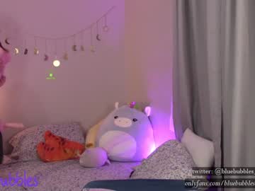 webcam girl blue_bubbles118 capture image #2647150