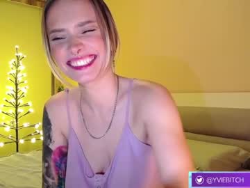 webcam girl _yvie_ capture image #4662765