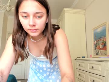 webcam girl eleonora_linn capture image #3243945