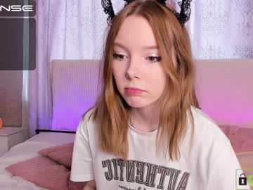 webcam girl lill_alice capture image #2459880