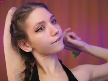 webcam girl angels_kiss capture image #3781887