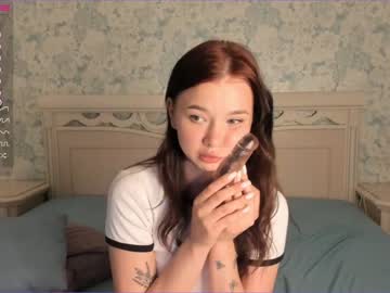 webcam girl dismayistrar capture image #3275062