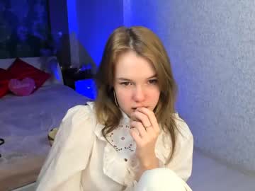 webcam girl q_rox capture image #4222442