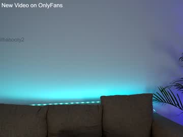 webcam girl naughtyrider69 capture image #2503434